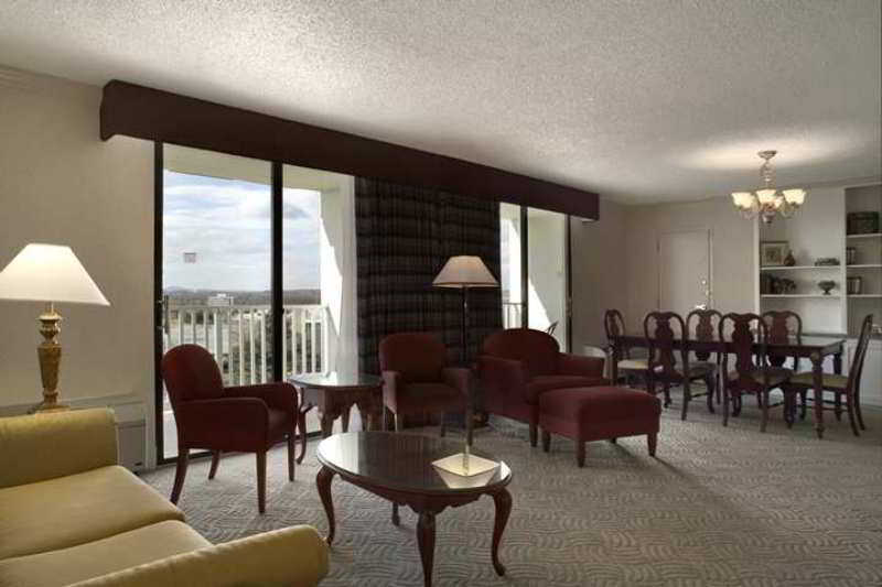 Doubletree By Hilton Washington Dc North/Gaithersburg Room photo